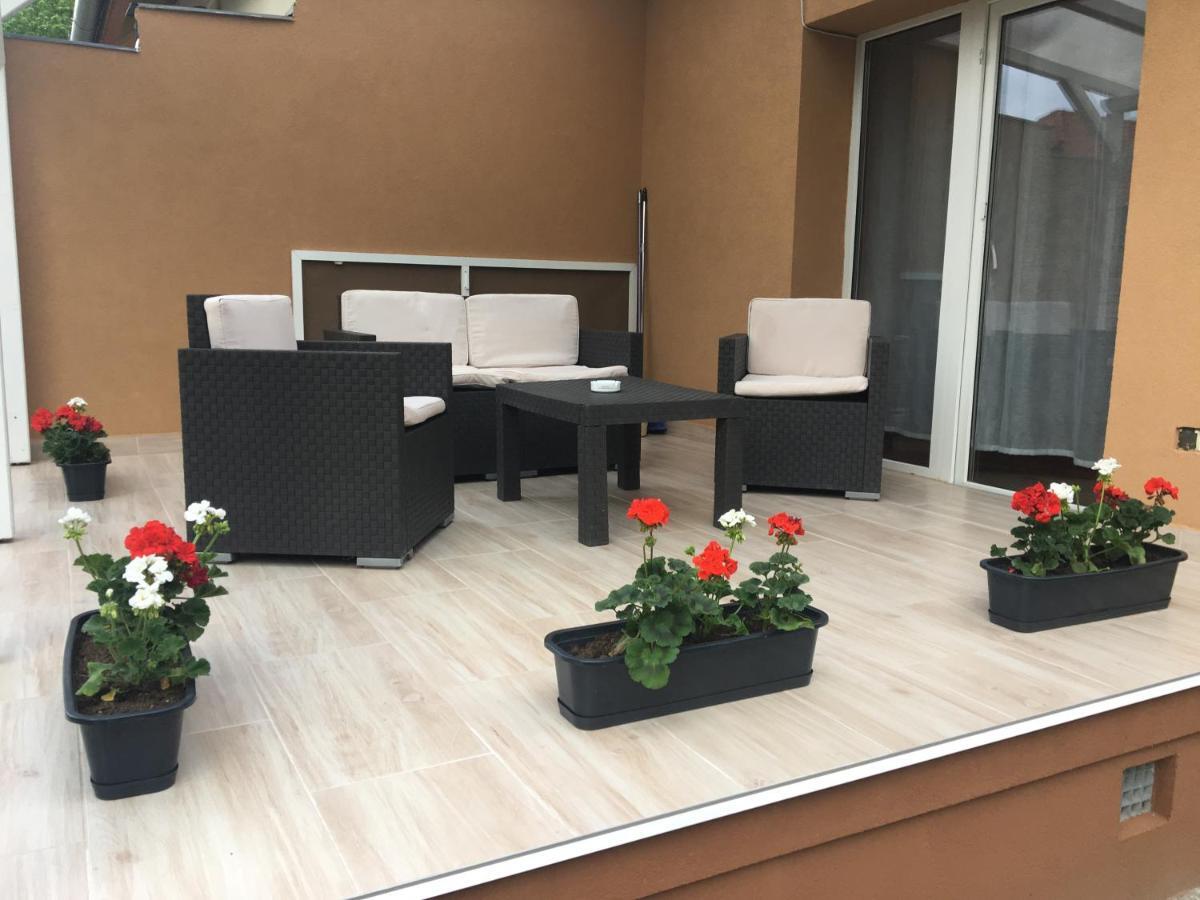 Pesti Apartmanhaz Bük 외부 사진